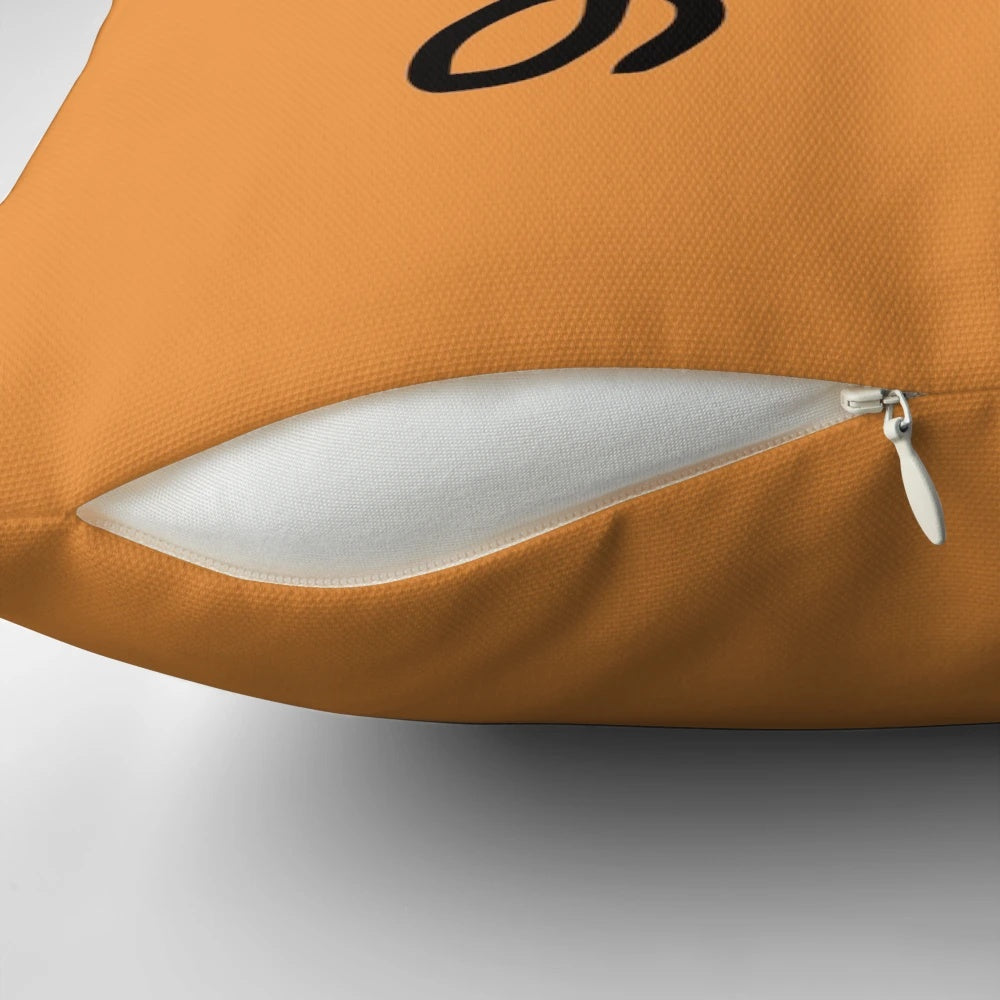 Shikanoko Noko (Shikanoko Nokonoko Koshitantan) Shikabu Notsu anime-inspired pillow with deer horns and a cute design