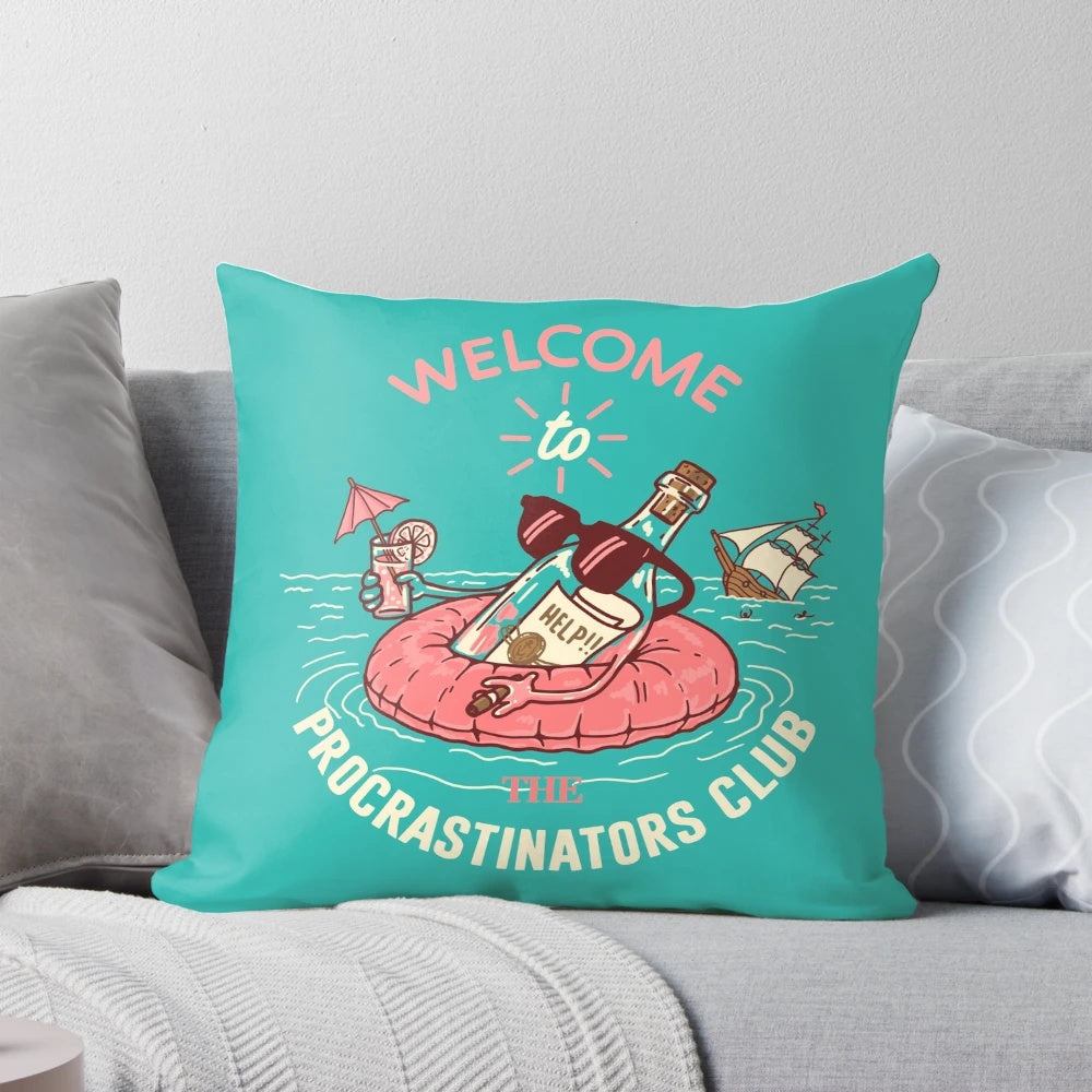Inflatable life preserver pillow with shipwreck design, perfect for beach relaxation