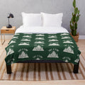 Plush mountain-themed blanket for outdoor enthusiasts