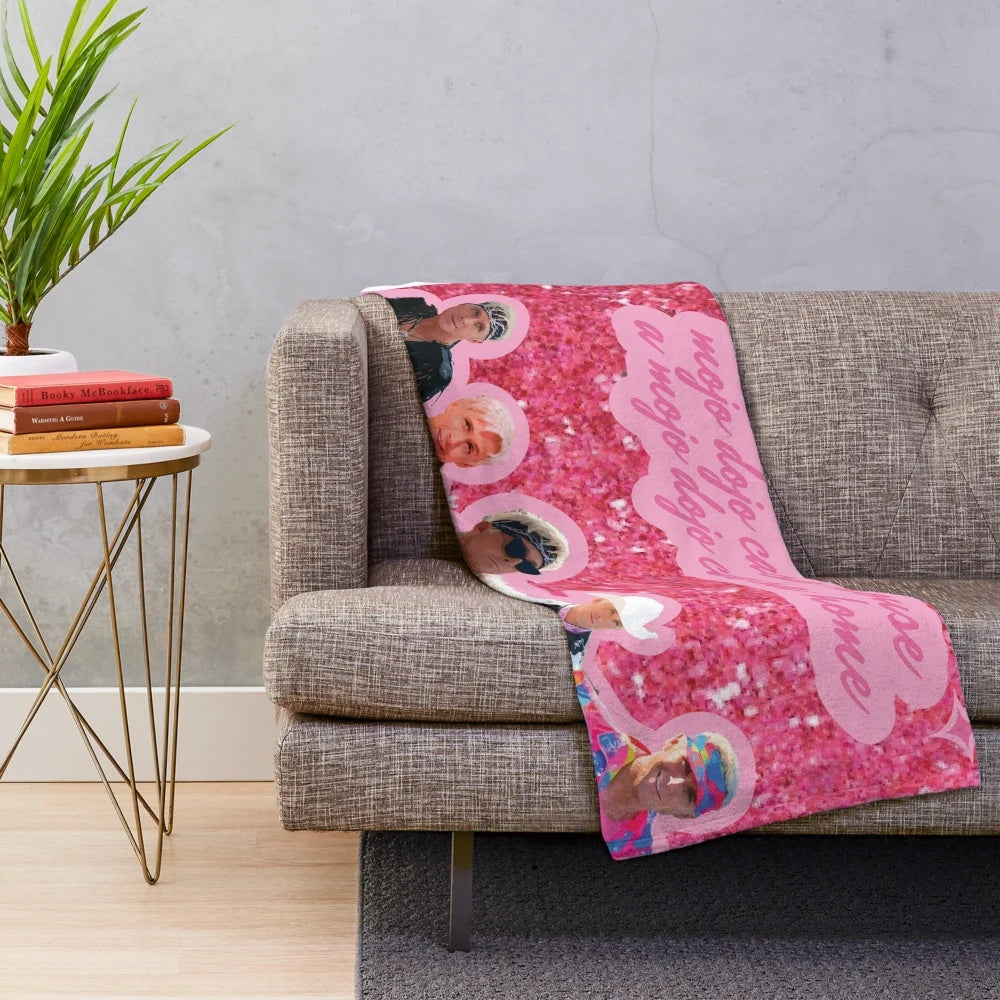 Mojo Dojo Casa House Plush Blanket