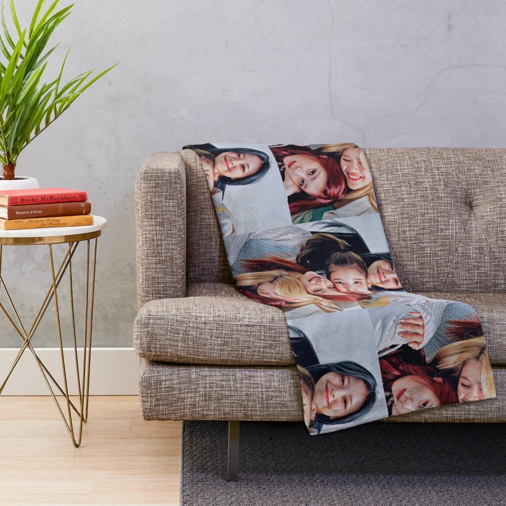 Soft and cozy plush blanket inspired by the K-pop group Itzy