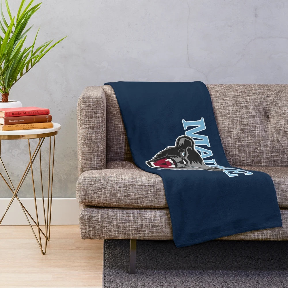 Soft and Comfortable Maine Black Bears Plush Blanket