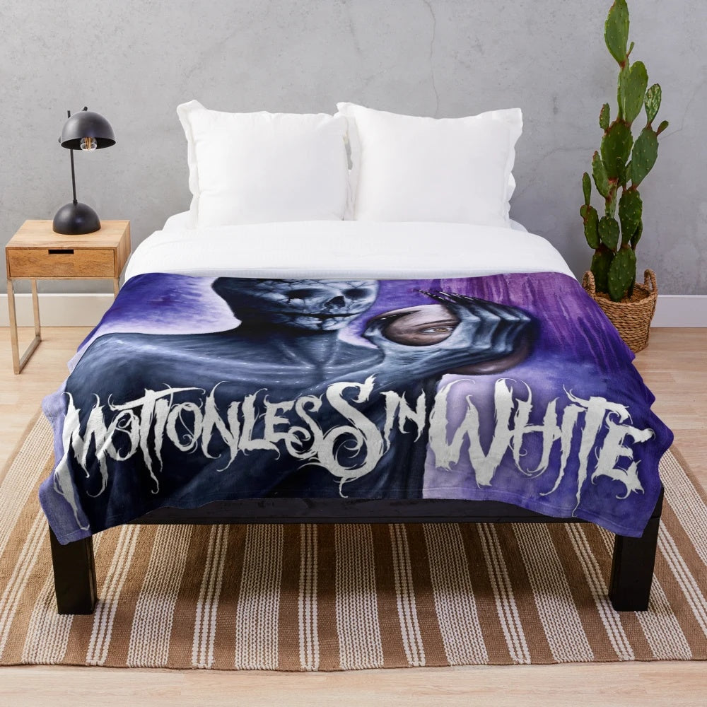 Menlu plush blanket in a deep, rich purple color