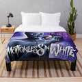 Menlu plush blanket in a deep, rich purple color