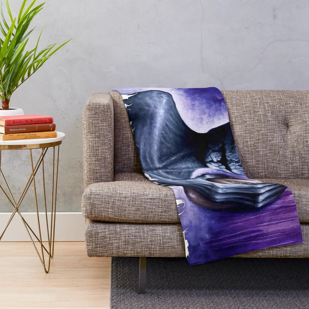 Menlu plush blanket in a deep, rich purple color