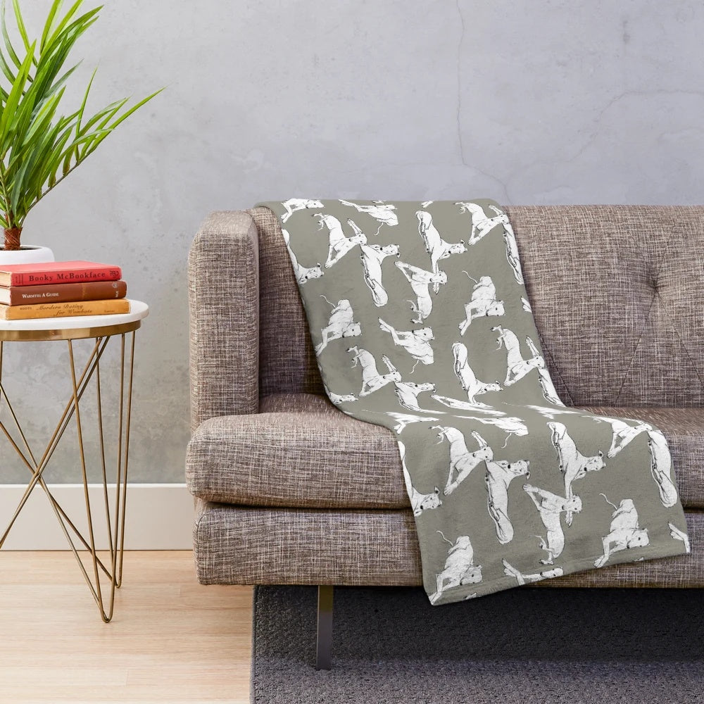 Relaxing plush blanket with sighthound breed print