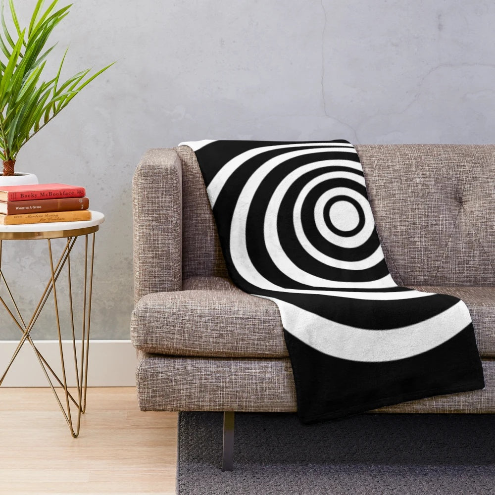 Soft and comfortable plush blanket for home decor