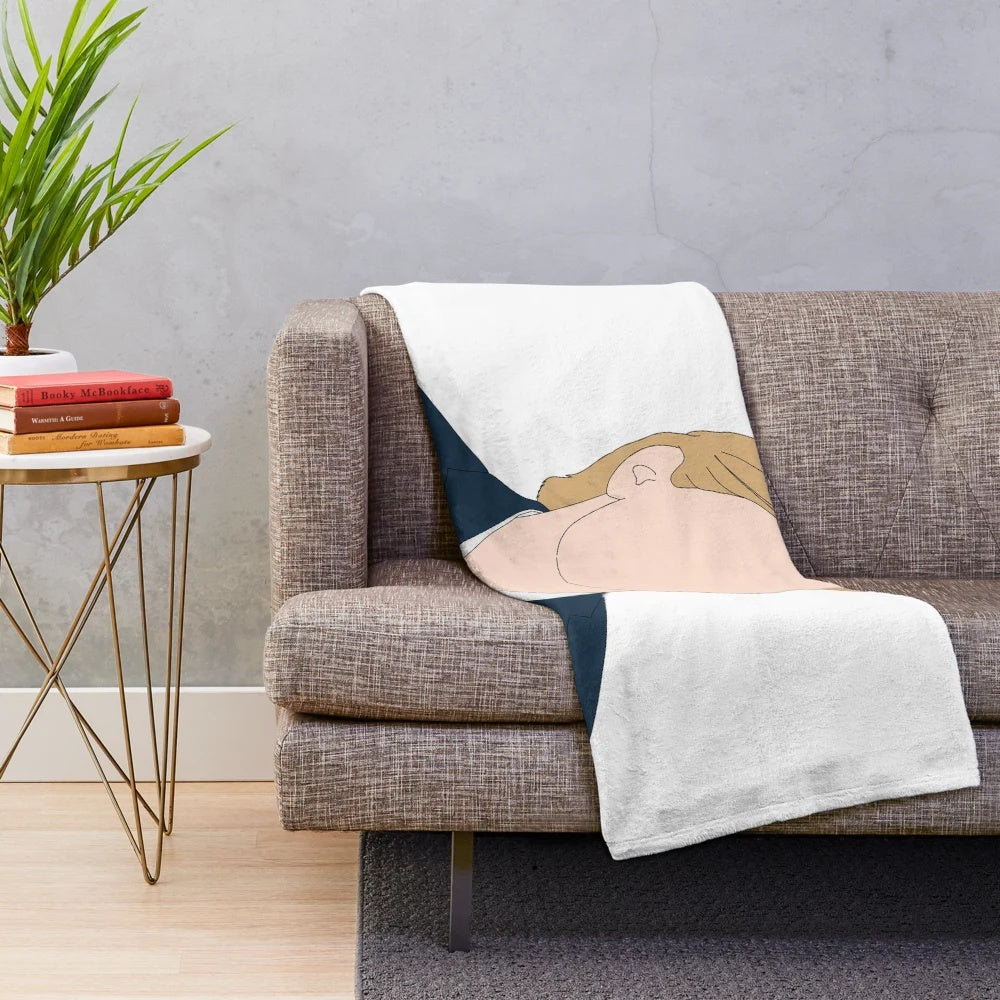 Soft and plush Sandra blanket suitable for movie enthusiasts
