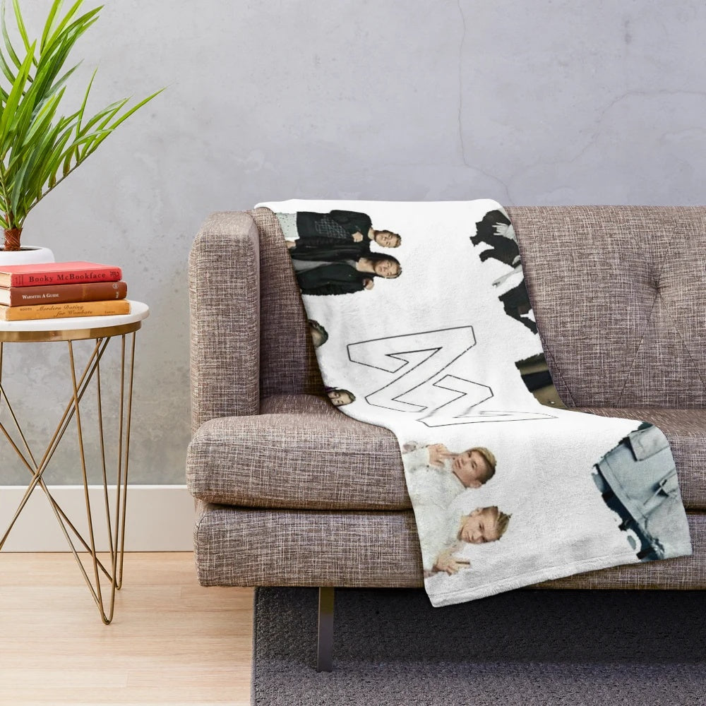 Soft and Cozy Twin Plush Blanket