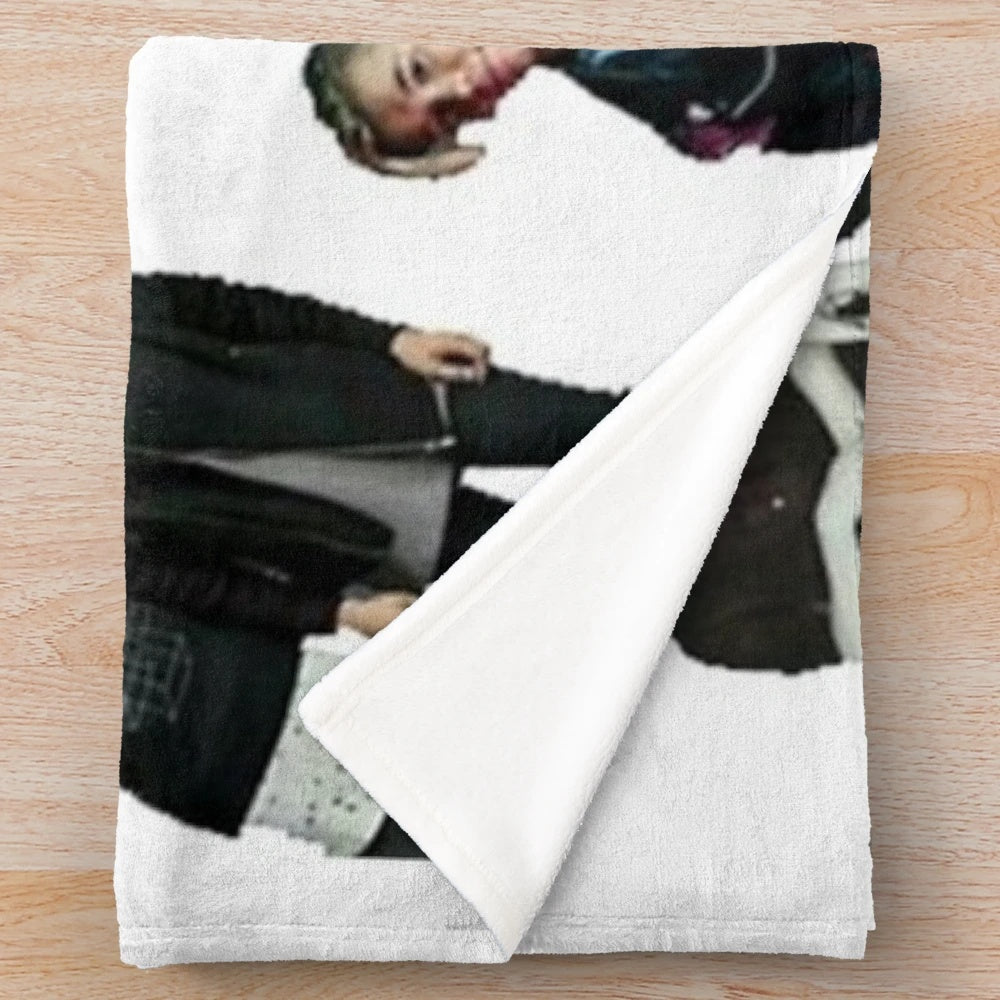 Soft and Cozy Twin Plush Blanket
