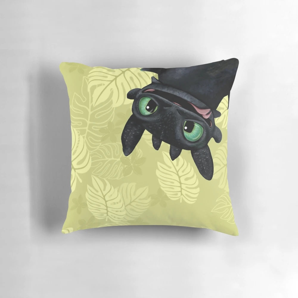 Plush night fury/toothless pillow with no teeth