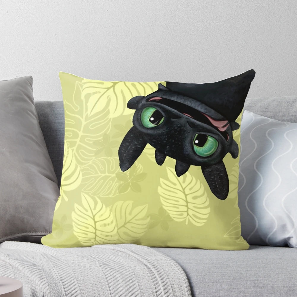 Plush night fury/toothless pillow with no teeth