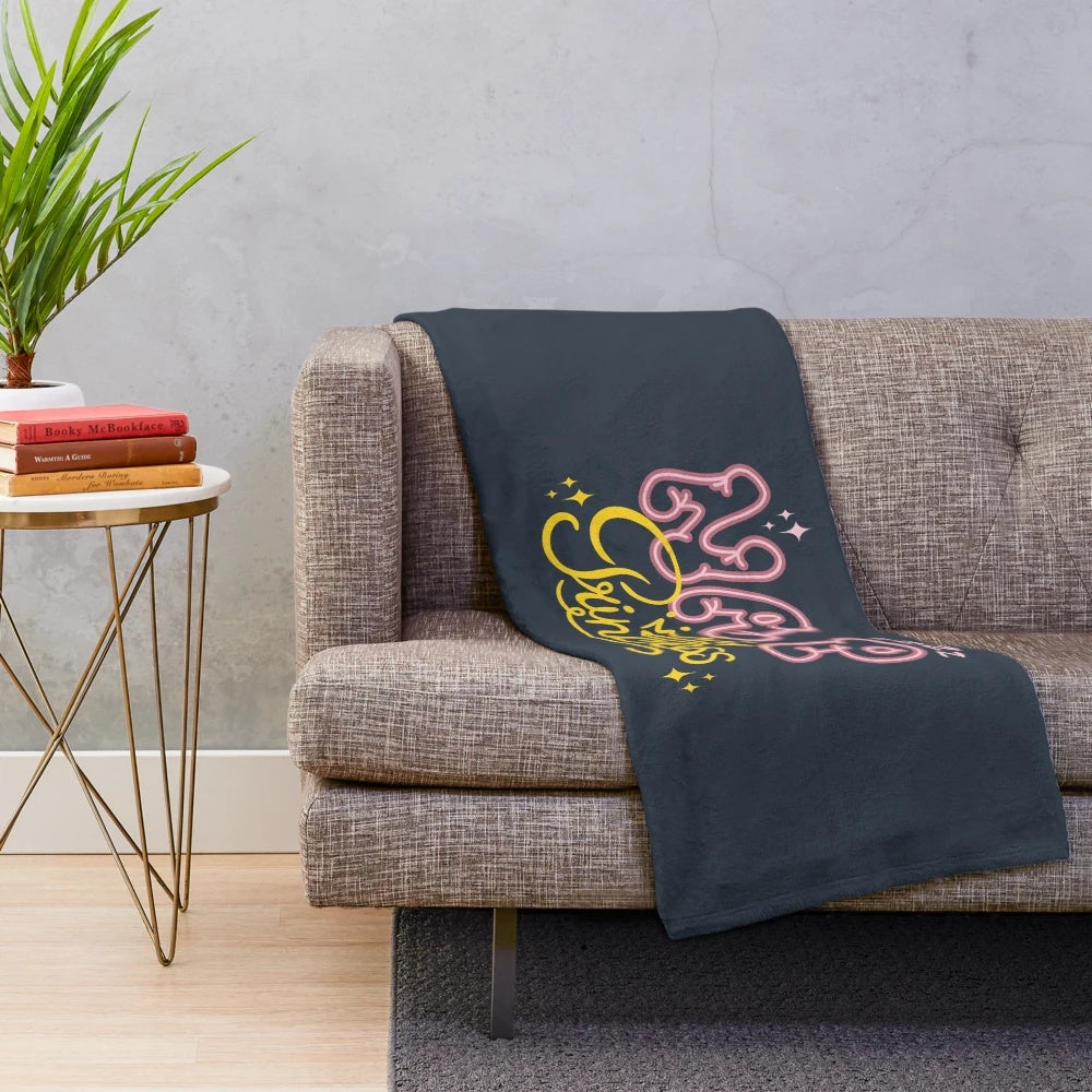 Soft and cozy plush blanket with princess design