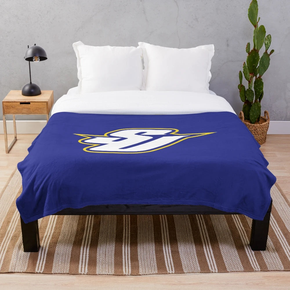 Spalding University plush blanket