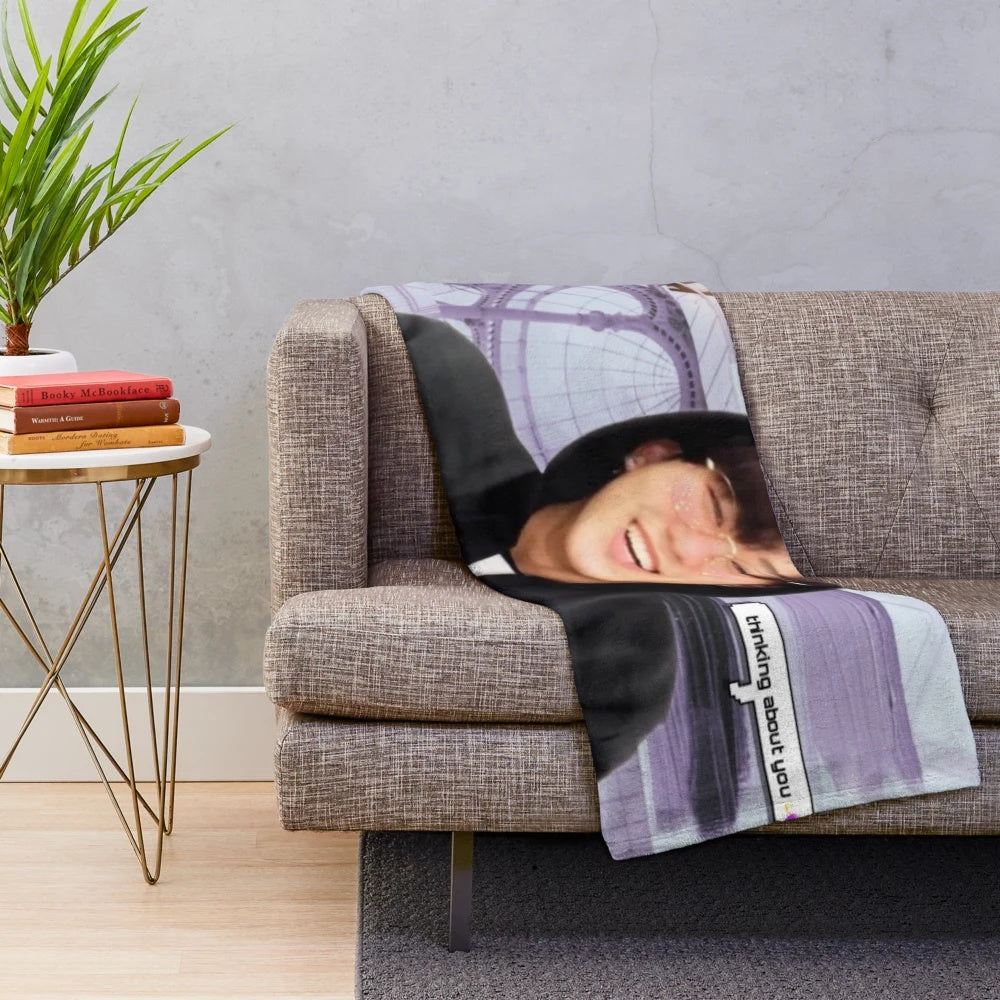 Soft and cuddly plush blanket featuring Stray Kids member Changbin
