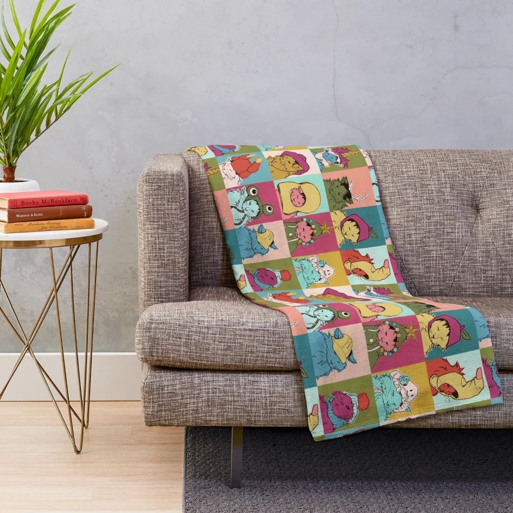 Soft and plush blanket with cute cat design