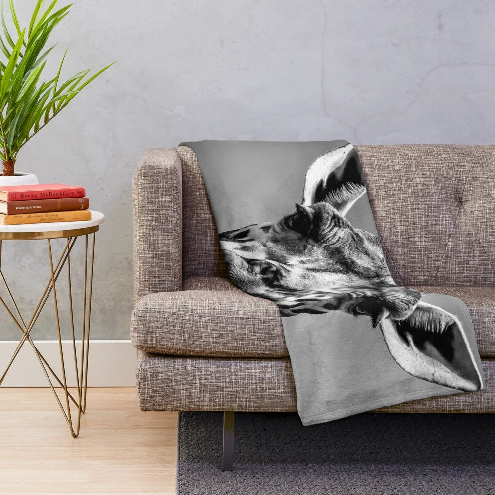 Giraffe love plush blanket, soft and cozy animal print blanket