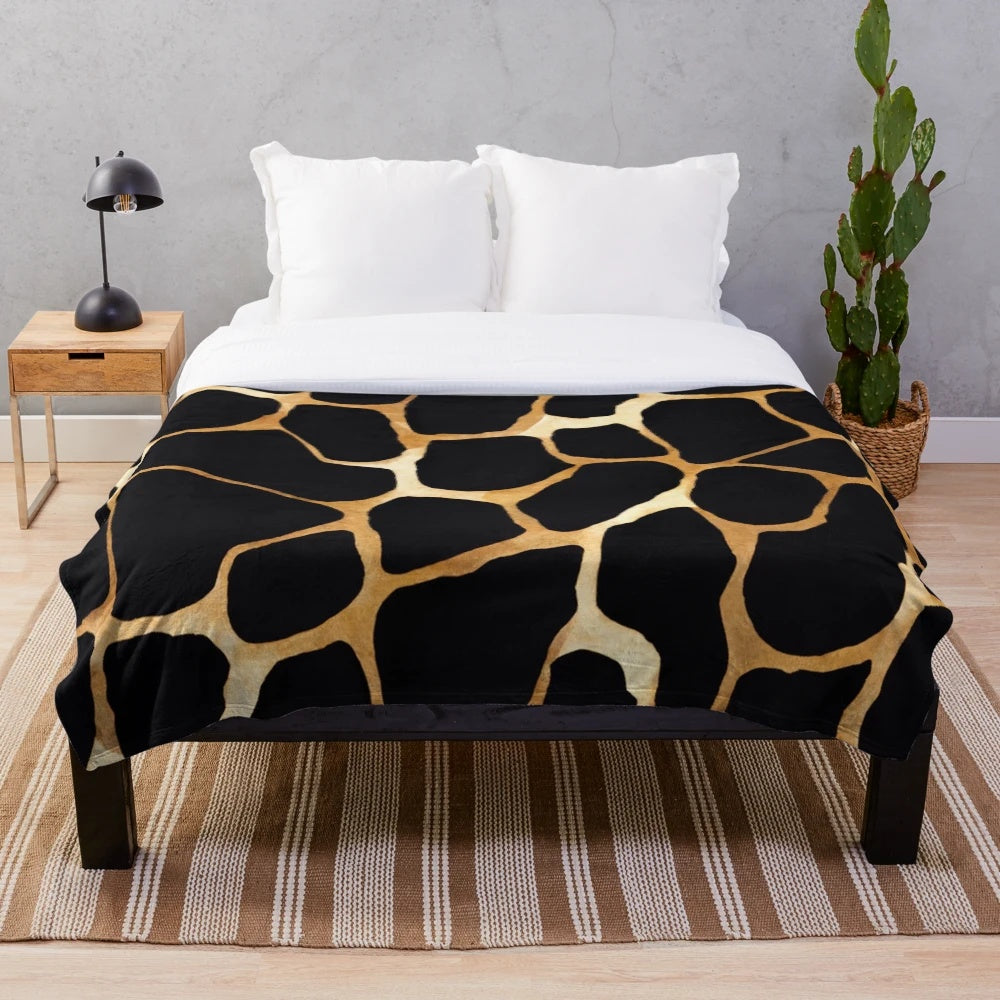 Giraffe skin texture plush blanket with soft, cozy fabric