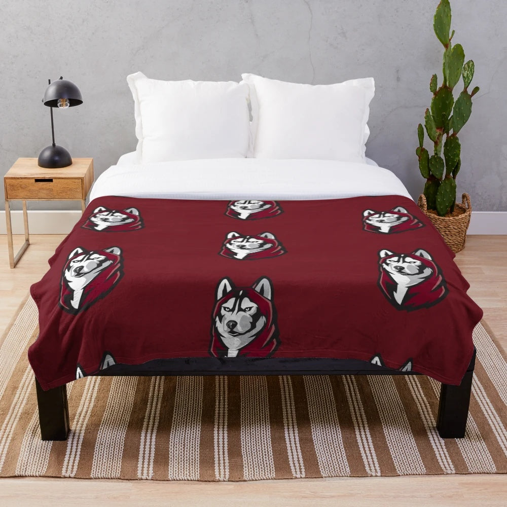 Cozy plush blanket with husky-inspired animal print design