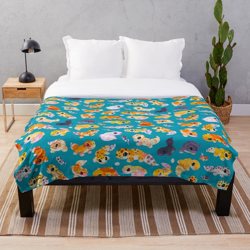 Leopard gecko plush blanket