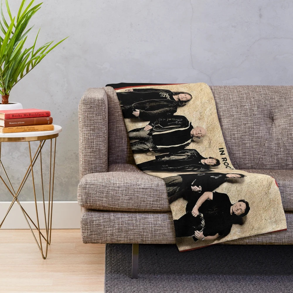 Puhdys Plush Blanket - Cozy Throw for Hardrock and Progressive Rock Music Lovers