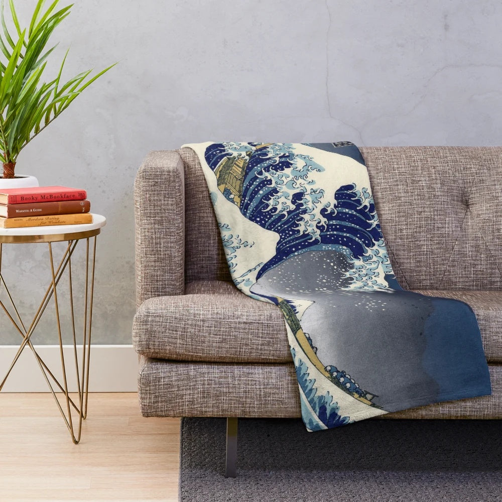 Sondersky plush blanket featuring the iconic Great Wave off Kanagawa design
