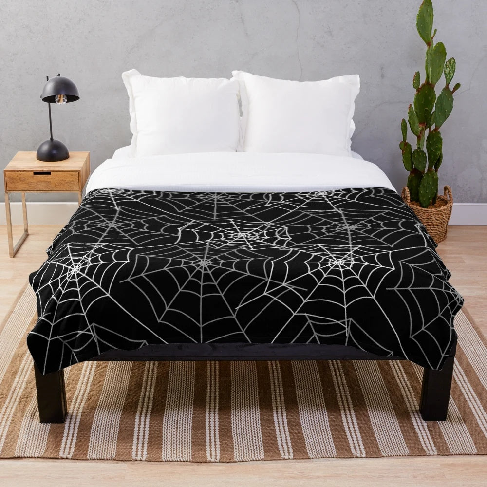 Spiderweb plush blanket with high-quality goth Halloween pattern
