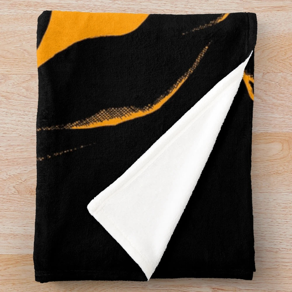Jack-o'-lantern plush blanket for Halloween and horror movie enthusiasts