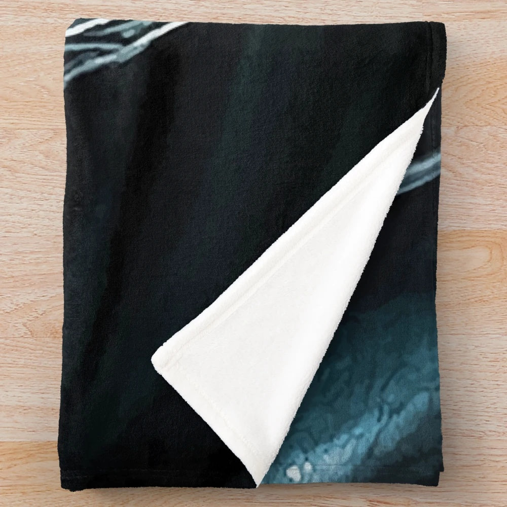 Xenomorph Alien Plush Blanket with Scary Movie Artwork