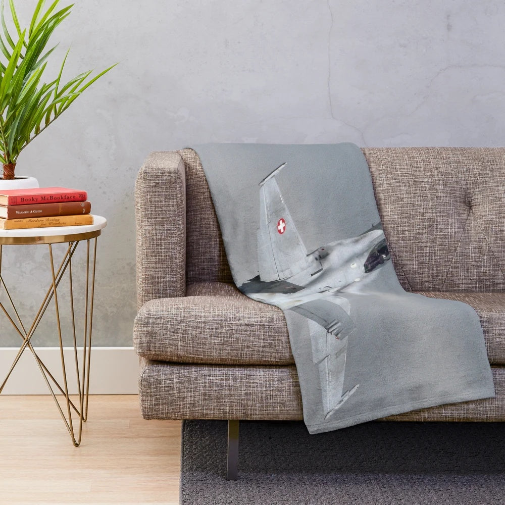 F-18 Hornet-inspired plush blanket featuring a stunning vapor climb display