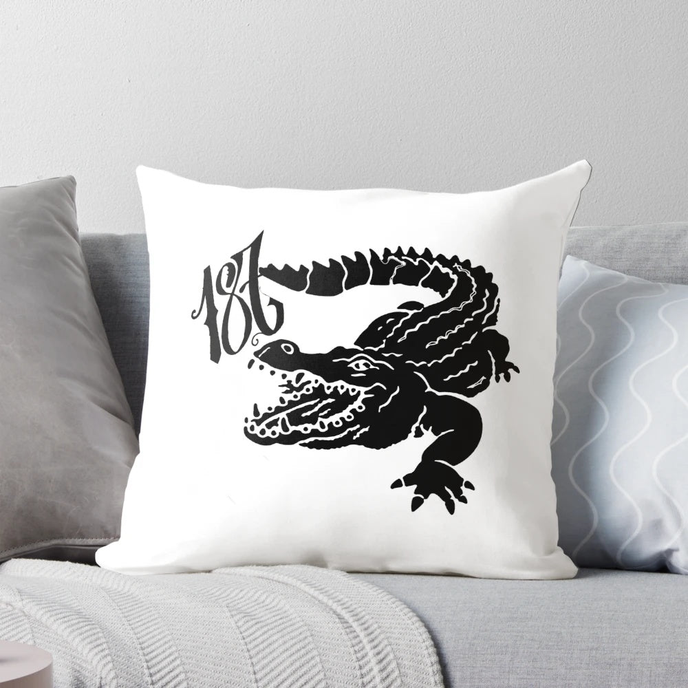187 Strassenbande Krokodil Vision Pillow, featuring a bold and edgy design