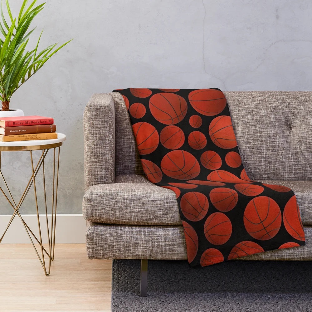 Basketballs pattern plush blanket