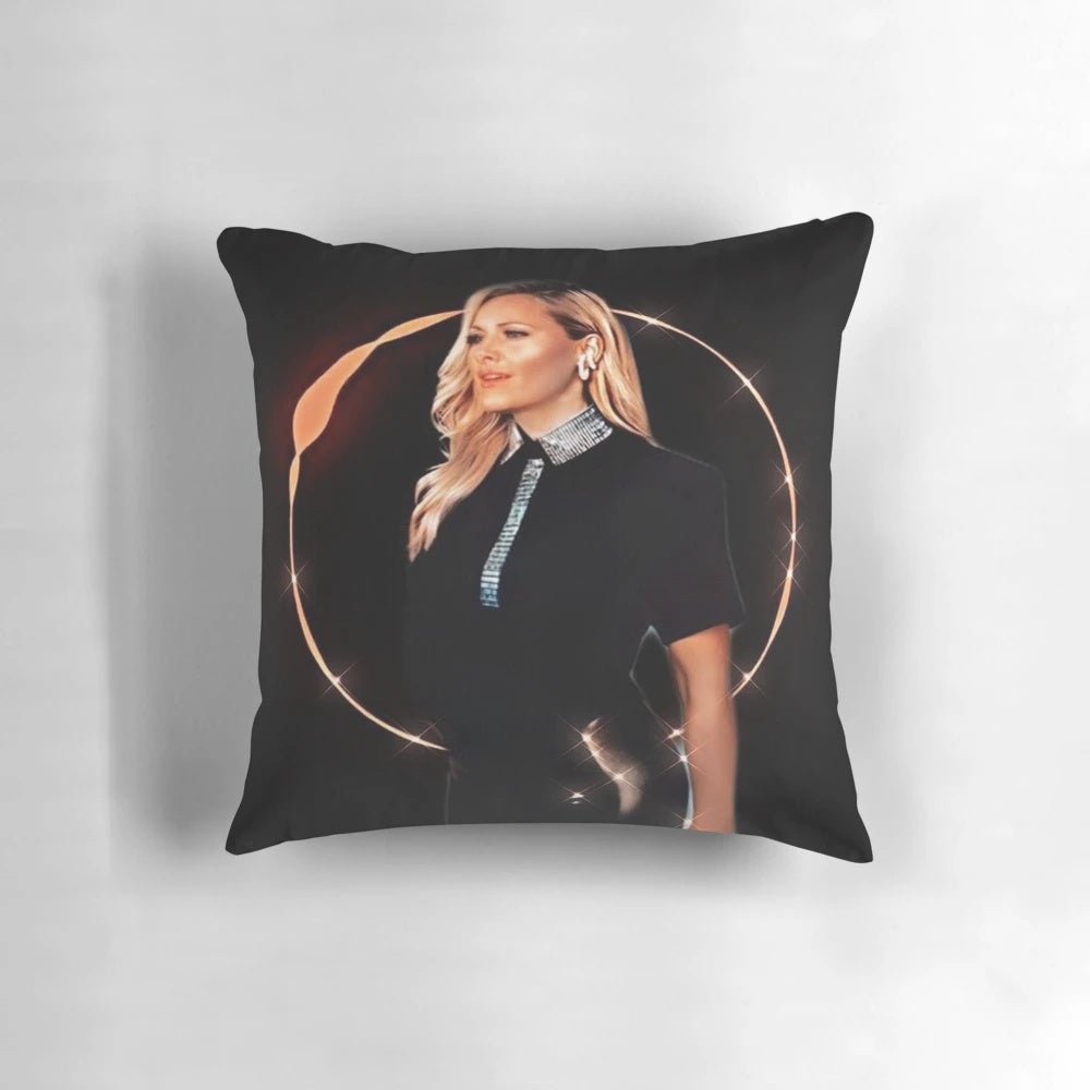 Helene Fischer Themed Decorative Pillow with Music and Pop Art Aesthetics