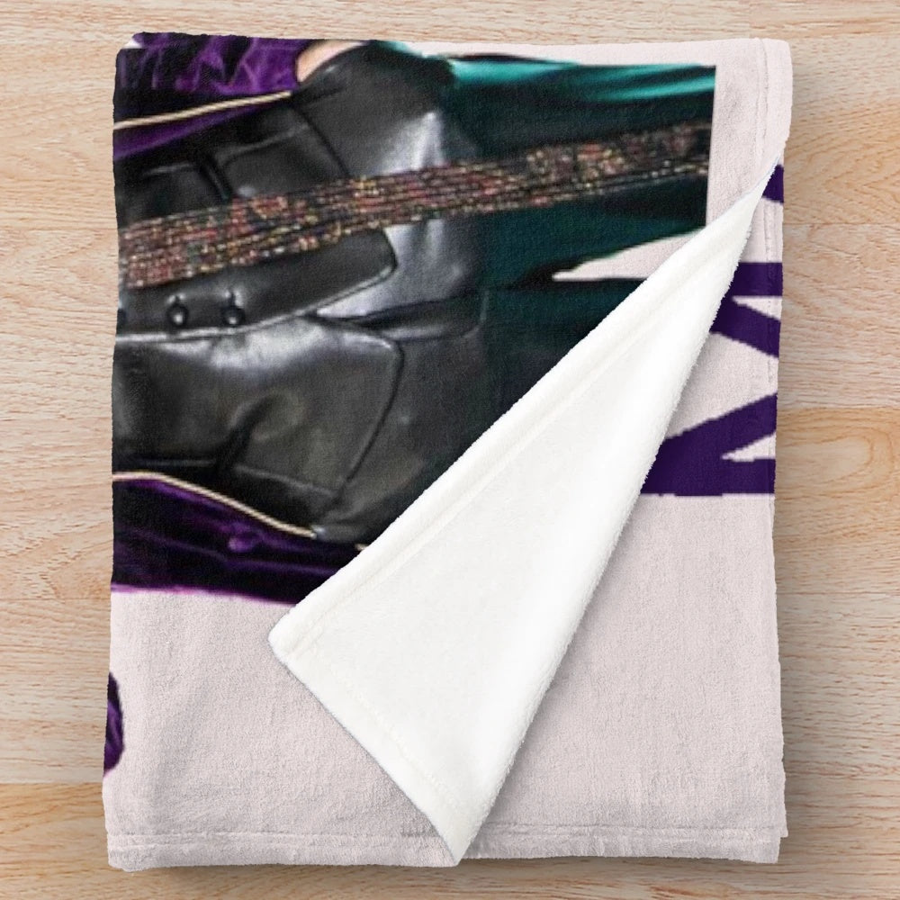 Måneskin-inspired plush blanket featuring the Italian rock band