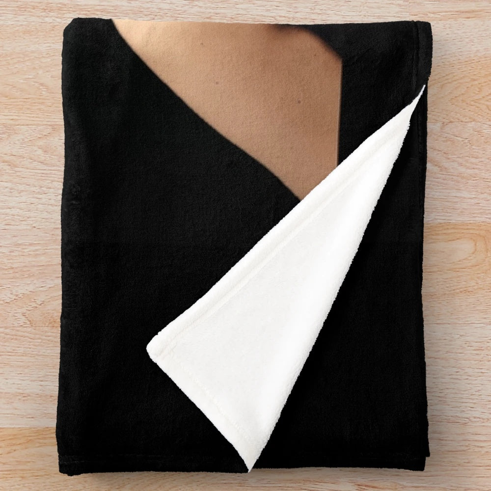 Marylin Monroe inspired plush blanket with pop art design