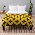 Soft and comfortable pattern 96 plush blanket for a cozy home
