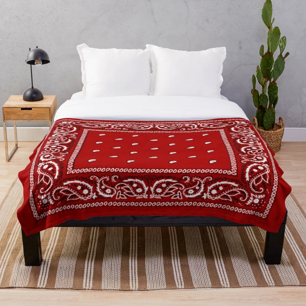 Red bandana pattern plush blanket