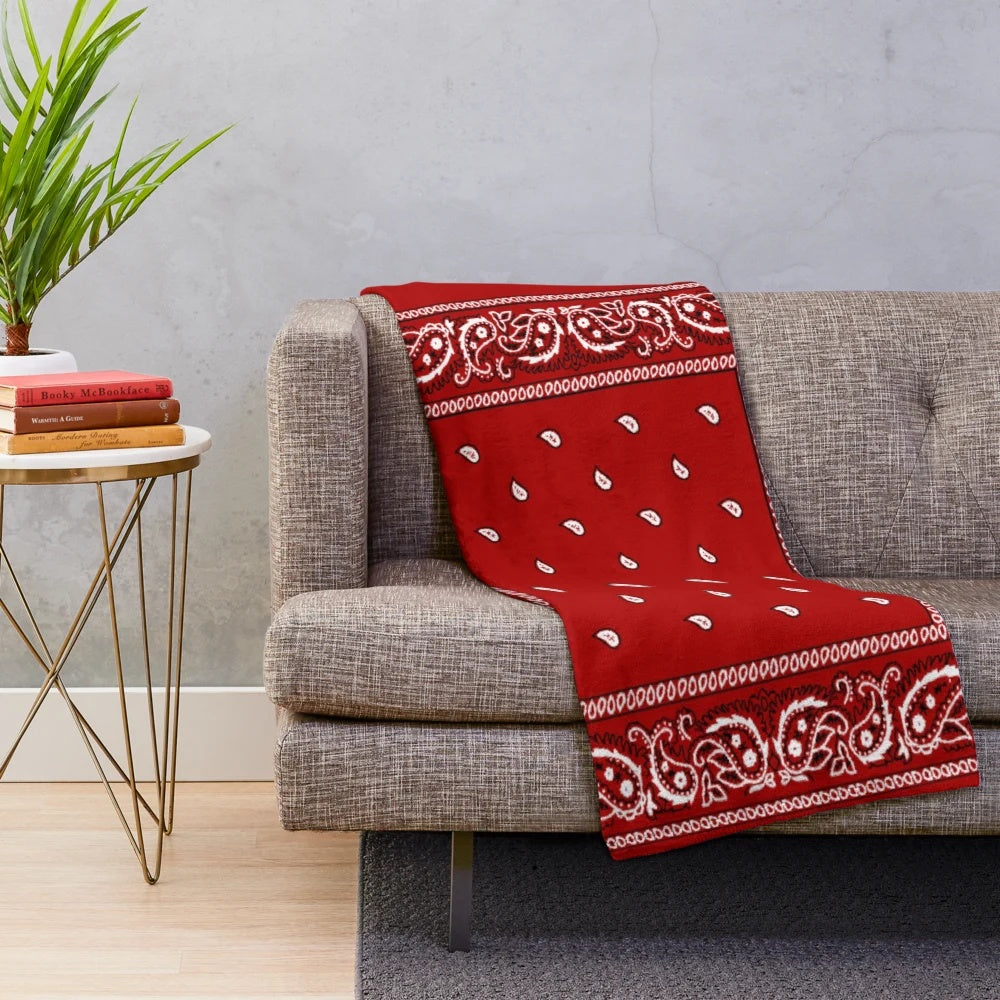 Red bandana pattern plush blanket