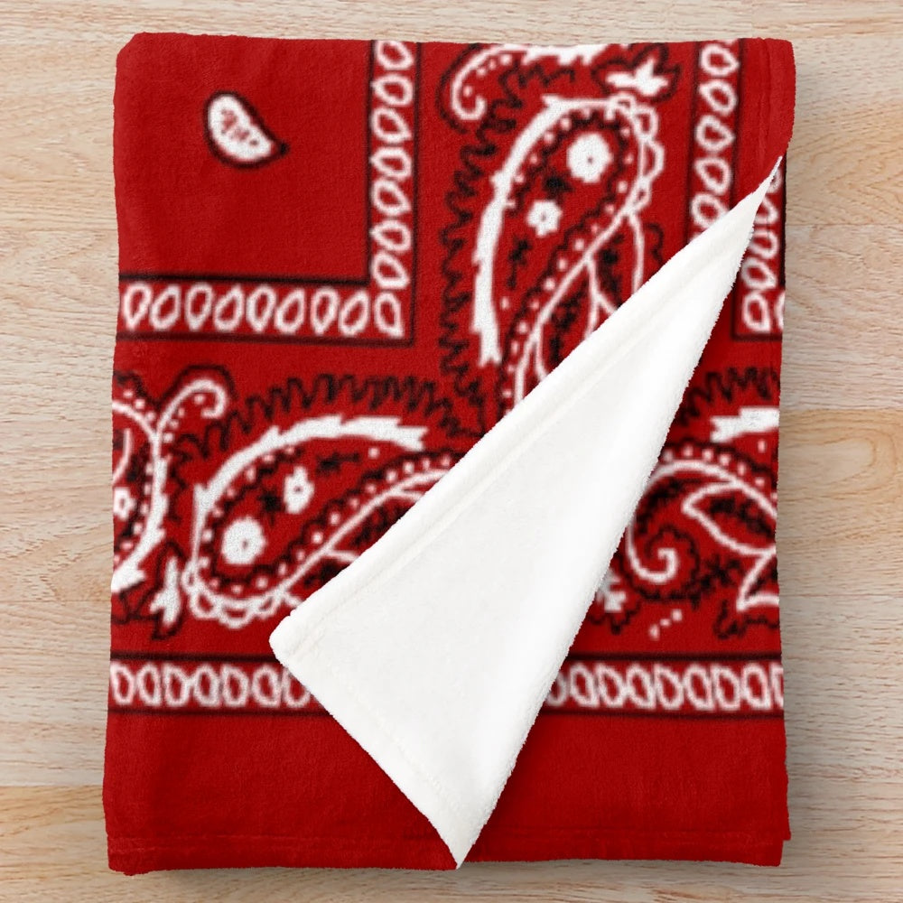 Red bandana pattern plush blanket