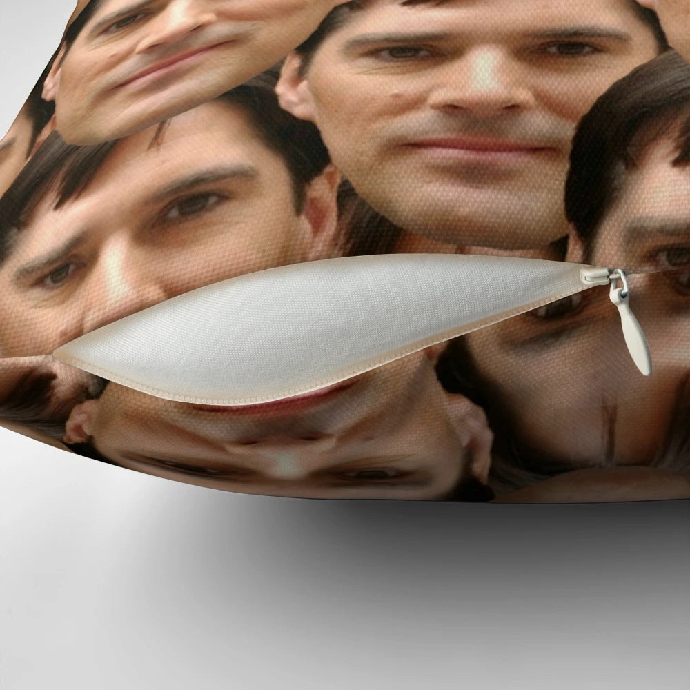 Comfortable pillow featuring the head design of actor Thomas Gibson, perfect for coffee enthusiasts