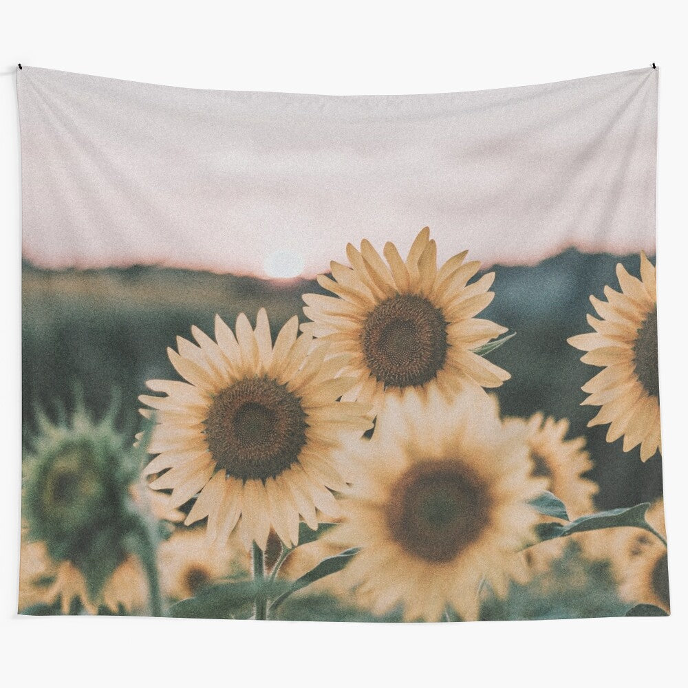 Sunset Sunflowers Tapestry - Vibrant Nature Wall Decor