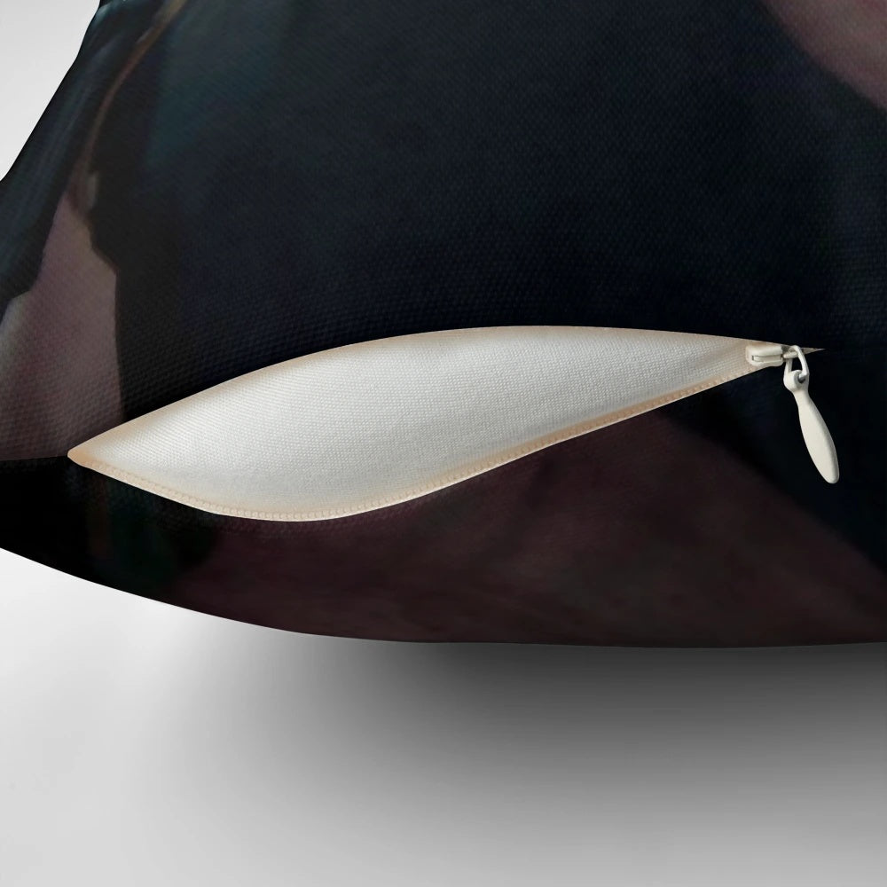 The Last of Us Abby Anderson Premium Pillow - Comfortable and Supportive Pillow for Fans