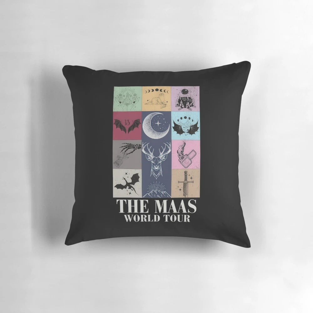 Throne of Glass inspired pillow featuring characters from the fantasy series by Sarah J. Maas.