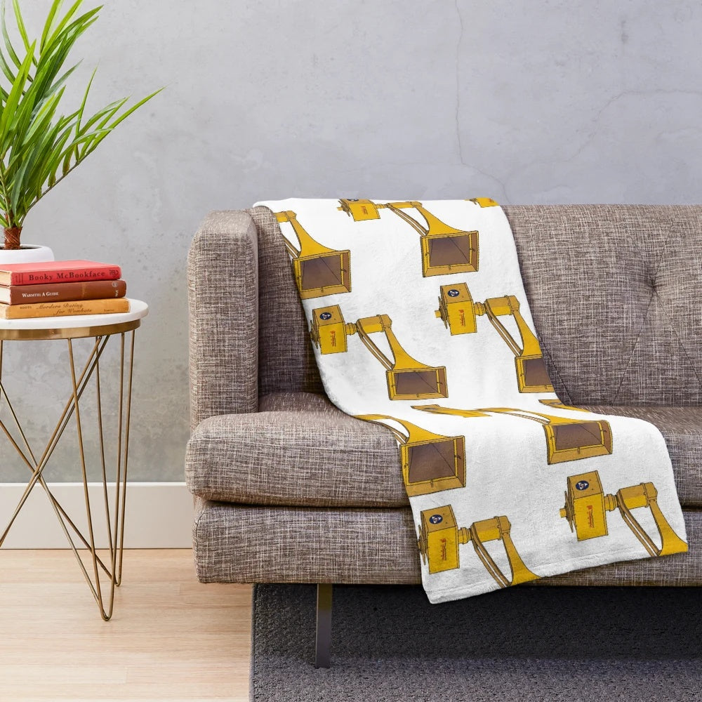 Thunderbolt 1000T plush blanket in a cozy and soft material