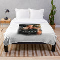 Titanic movie-themed plush blanket featuring Leonardo DiCaprio and Kate Winslet
