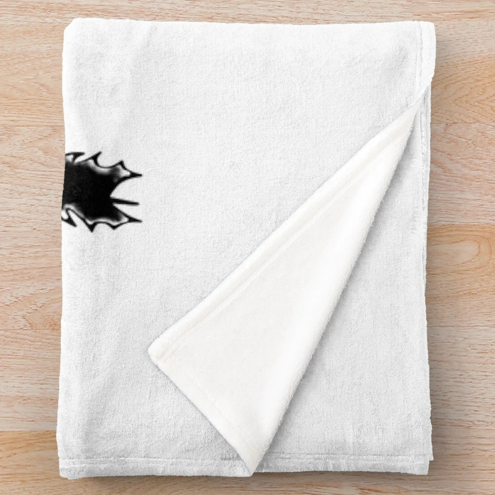 Toothless dragon-themed plush blanket for babies and toddlers