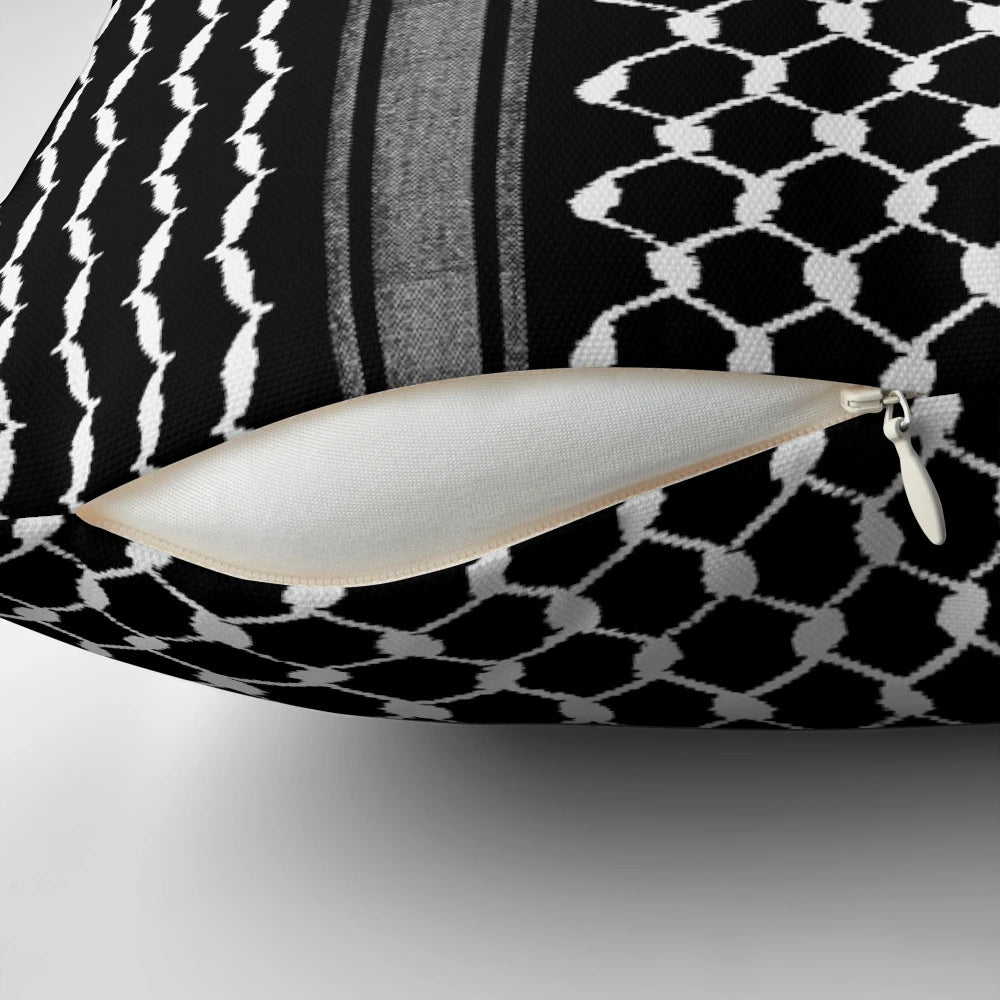 Traditional Palestinian Hatta Kufiya Pattern Pillow with Iconic Folk Design