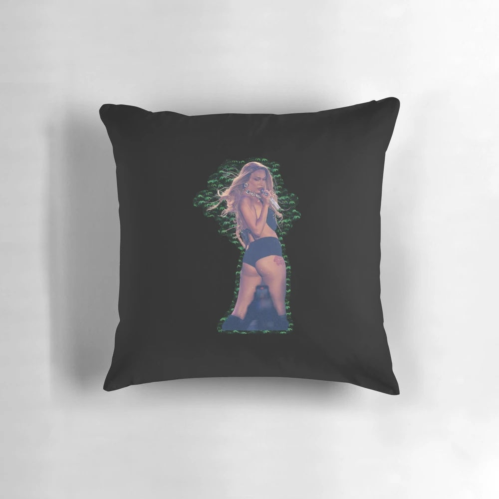 Bad Gyal Pillow - Stylish Accessory for Reggaeton and Dancehall Enthusiasts