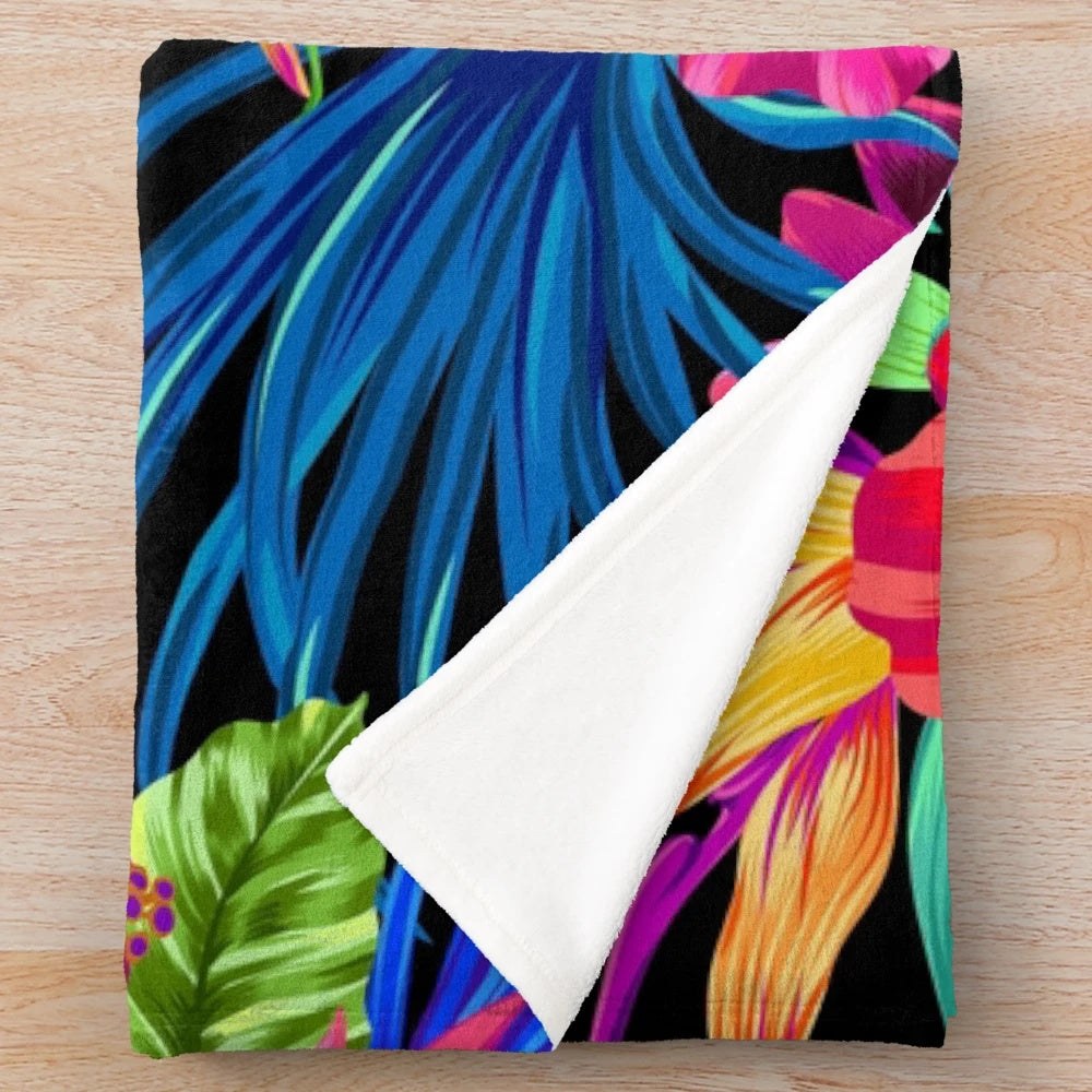Tropical hibiscus pattern plush blanket
