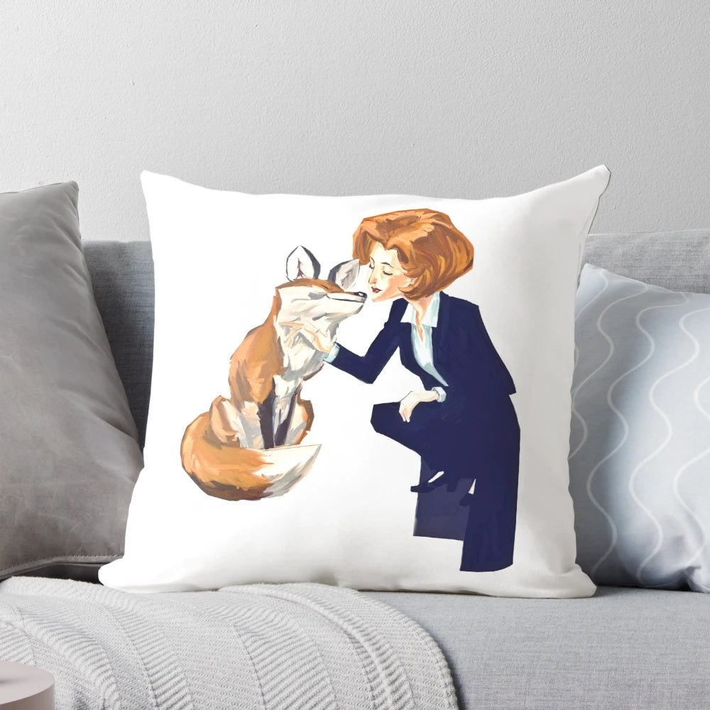 X-Files inspired pillow featuring Fox Mulder and Dana Scully